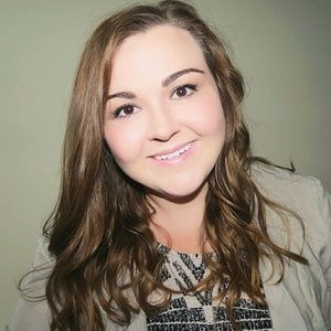 Meet your Posher, Jen